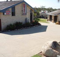Gladstone Village Motel - Surfers Gold Coast