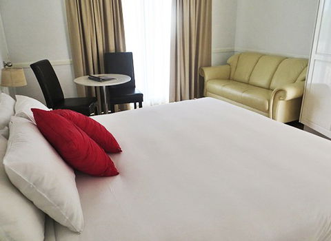 Charters Towers Heritage Lodge - Surfers Gold Coast 1