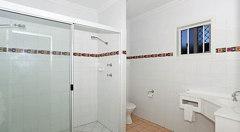 Charters Towers Heritage Lodge - Surfers Gold Coast 4