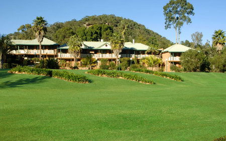 Australis Retreat At Wisemans - Surfers Gold Coast 2