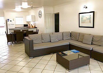 City Terraces Holiday Apartments - Surfers Gold Coast 3