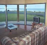 Horizons Beachfront Apartment - Surfers Gold Coast