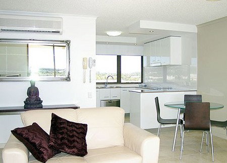 Trafalgar Towers - Surfers Gold Coast 1