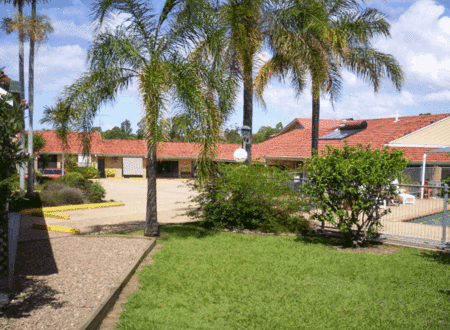 Carseldine Court Motel - Surfers Gold Coast