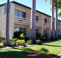 Palm Waters Holiday Villas - Surfers Gold Coast