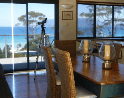 Spring Beach Holiday Villas - Surfers Gold Coast