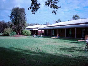 Cadell On The Murray Motel Resort - Surfers Gold Coast 2