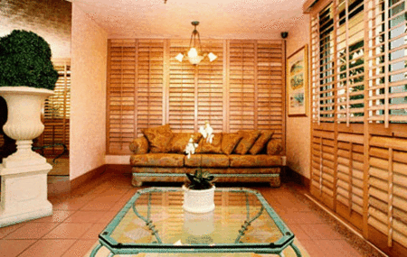 Esplanade Luxury Beachfront Apartments - Surfers Gold Coast