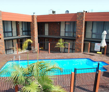 All Seasons Central Court Motel - Surfers Gold Coast 2