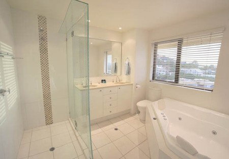 Coolum Caprice - Surfers Gold Coast 3