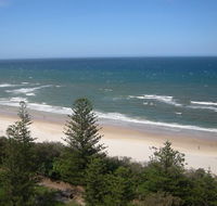 Pacific Regis Beachfront Apartments - Surfers Gold Coast