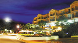 Airlie Beach Hotel - Surfers Gold Coast 0