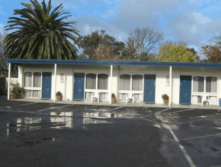 Econo Lodge Hacienda Motel - Surfers Gold Coast 2