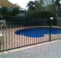 Golden Guitar Motor Inn - Surfers Gold Coast