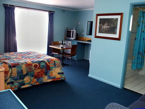 Central Motel Port Fairy - Surfers Gold Coast 1