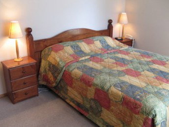 Port Fairy Motor Inn - Surfers Gold Coast 2