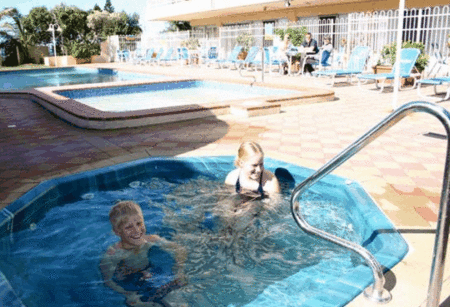 Bahia Beachfront Apartments - Surfers Gold Coast