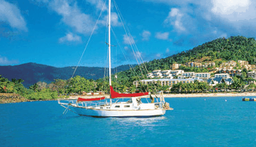 Airlie Waterfront Backpackers - Surfers Gold Coast 0