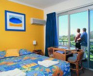 Ocean Side Hawks Nest - Surfers Gold Coast 1
