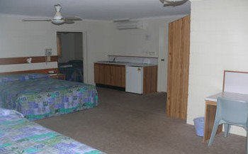 Sandcastle Motel - Surfers Gold Coast 0