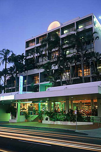 Cairns Sunshine Tower Hotel - Surfers Gold Coast 0