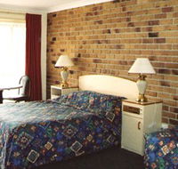 Crows Nest Motel - Surfers Gold Coast