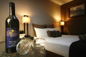 Best Western Pevensey Motor Lodge - Surfers Gold Coast 1
