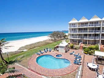 Crystal Beach Resort - Surfers Gold Coast 4