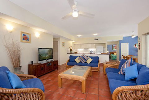 Balboa Apartments - Surfers Gold Coast 1
