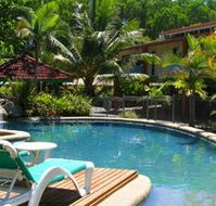 Lychee Tree Holiday Apartments - Surfers Gold Coast
