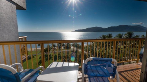 Coral Towers Holiday Apartments - Surfers Gold Coast 4