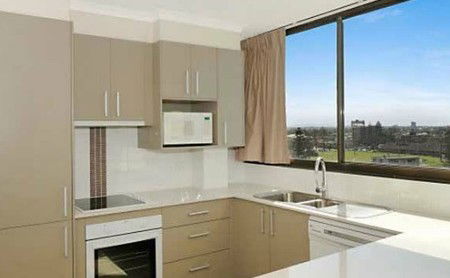 Boulevard Towers - Surfers Gold Coast 6