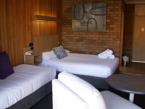 Court Street Motel - Surfers Gold Coast 2