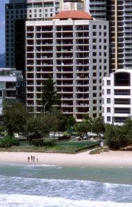 Surf Regency Apartments - Surfers Gold Coast 3