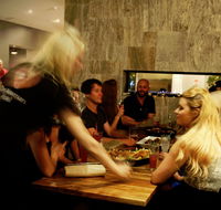 Newman Hotel Motel - Surfers Gold Coast
