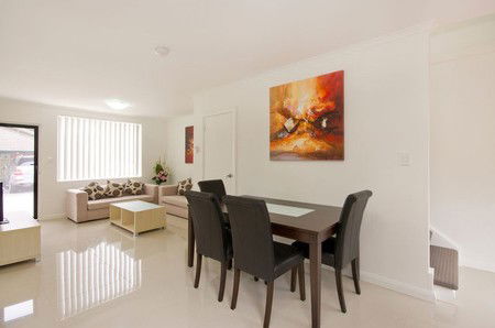 Hello Adelaide Motel + Apartments - Surfers Gold Coast 4