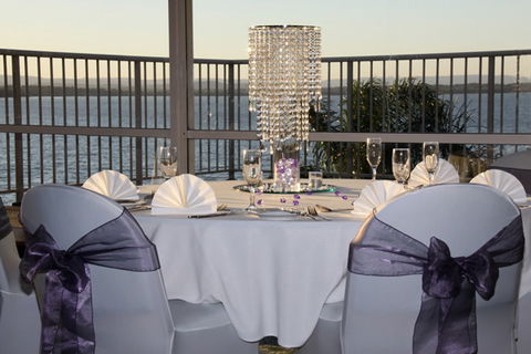 Beachcomber Hotel - Surfers Gold Coast 1