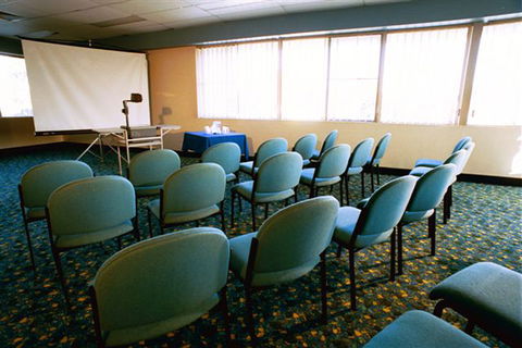 Beachcomber Hotel - Surfers Gold Coast 2