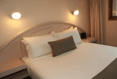 Freedoms Adelaide Meridien - Surfers Gold Coast 4