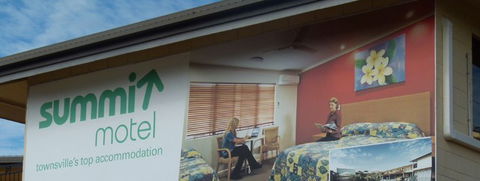Summit Motel - Surfers Gold Coast 1