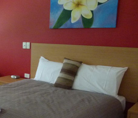 Summit Motel - Surfers Gold Coast 2