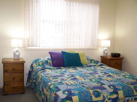 Beachfront Units Merimbula - Surfers Gold Coast 4