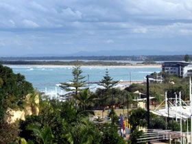 Beachside Court - Surfers Gold Coast 3