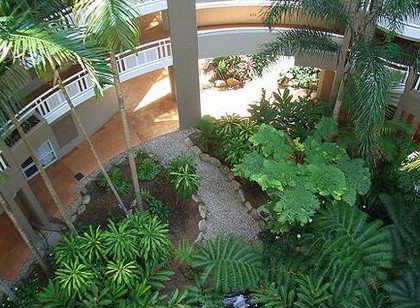 Holiday Inn Cairns - Surfers Gold Coast 1