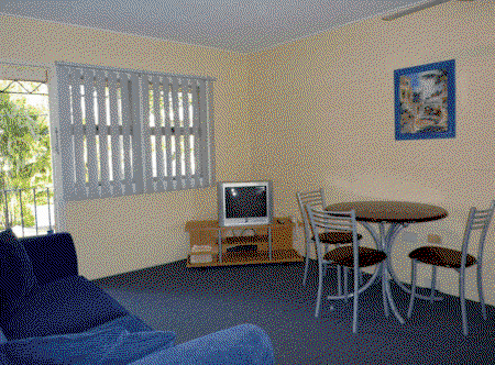 Forest Lodge Apartments - Surfers Gold Coast 3