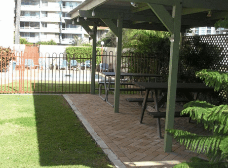 Columbia Tower Holiday Apartments - Surfers Gold Coast 1