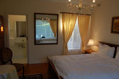 Bluebell Bed And Breakfast - Surfers Gold Coast 2