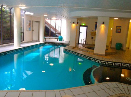 Aegean Apartments - Surfers Gold Coast 4