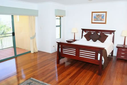 Santa Fe Holiday Apartments - Surfers Gold Coast 2