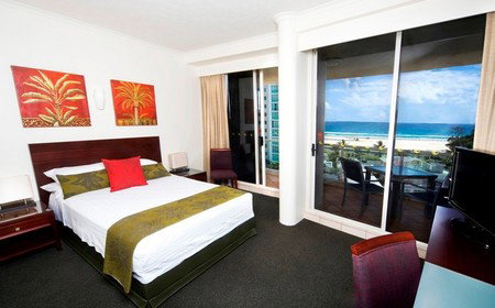 Outrigger Twin Towns Resort - Surfers Gold Coast 1